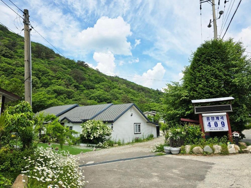 Pyeongchang Heungjeong Valley 409 Pension エクステリア 写真